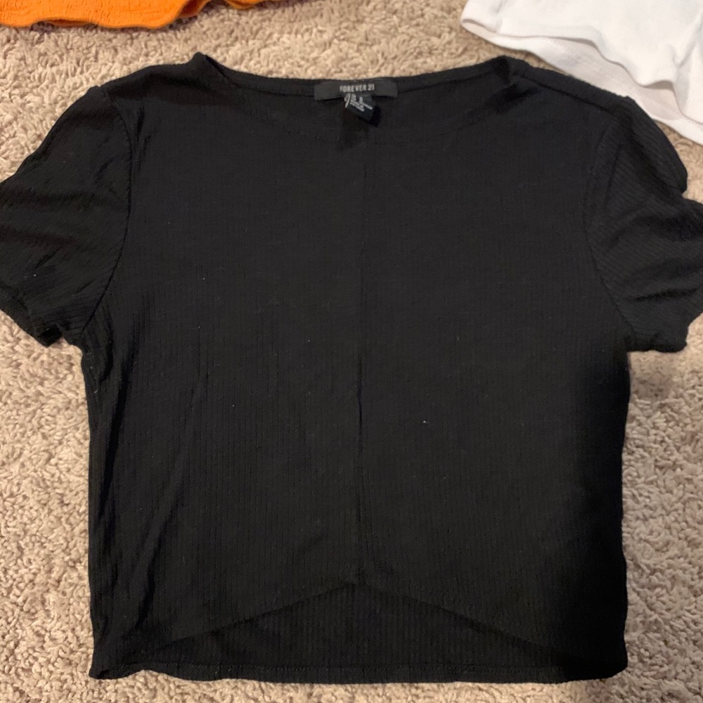 Crop top bundle! - Picture 2 of 11